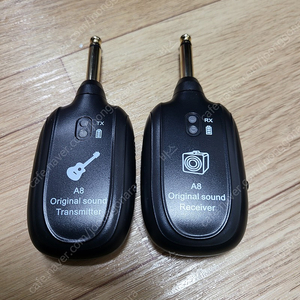 일렉기타 무선 송수신기 A8 팝니다.