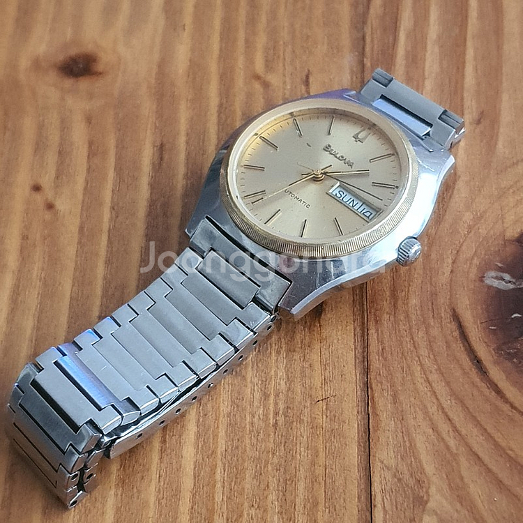 빈티지 부로바 BULOVA 자동시계 작동품 판매--3