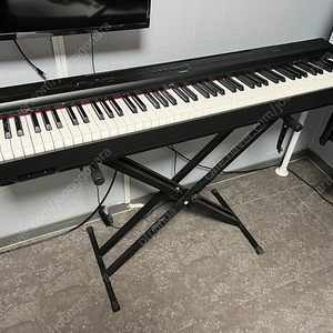 야마하 디지털 피아노 p125 판매합니다.
