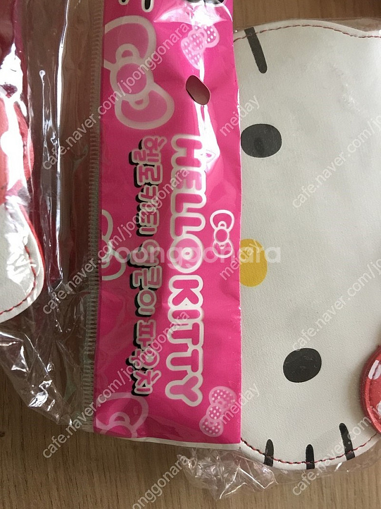 (미사용) 헬로키티 파우치 1+1+칫솔통?필통? 판매~--2