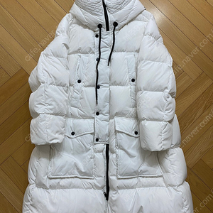 Eider down 100% 롱패딩 화이트 5만원