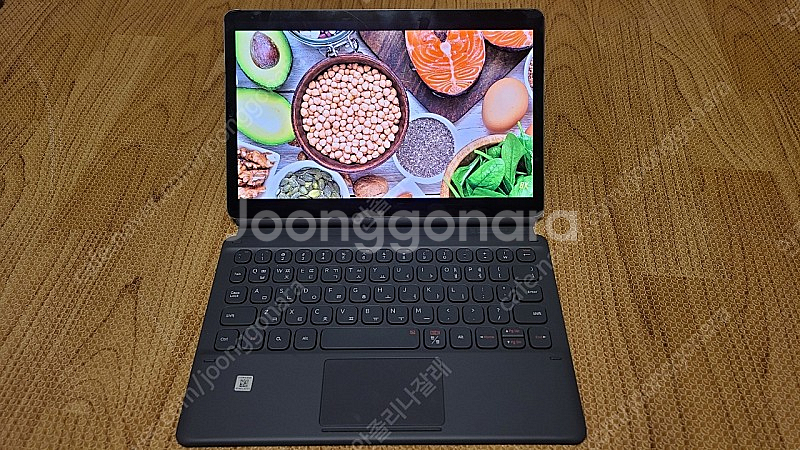 갤럭시 탭S6 256g + 정품 키보드 판매--0