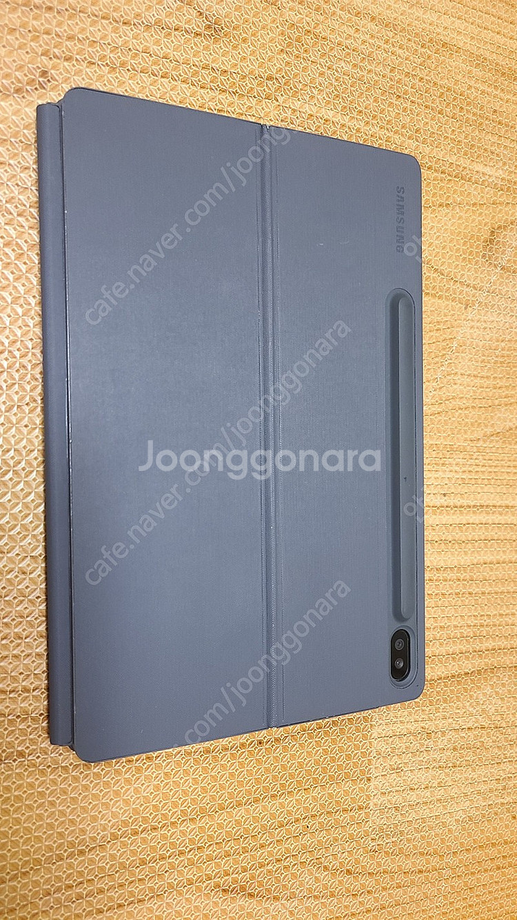 갤럭시 탭S6 256g + 정품 키보드 판매--1