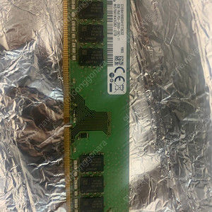 8G 1RX8 PC4-2666V-U 데스크탑 M378A1K43CB2- CTD 삼성 램 8GB짜리 팝니다.