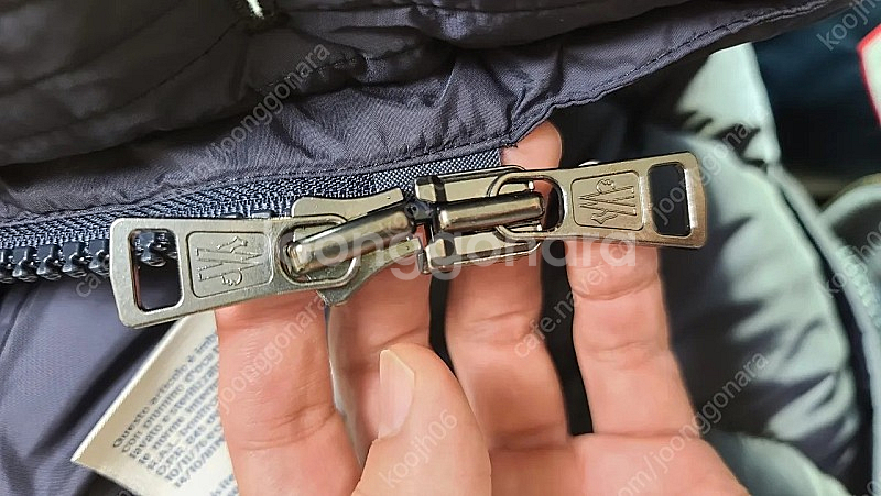<가격인하>몽클레어 클루니 네이비 3사이즈[정품등록완료...--5