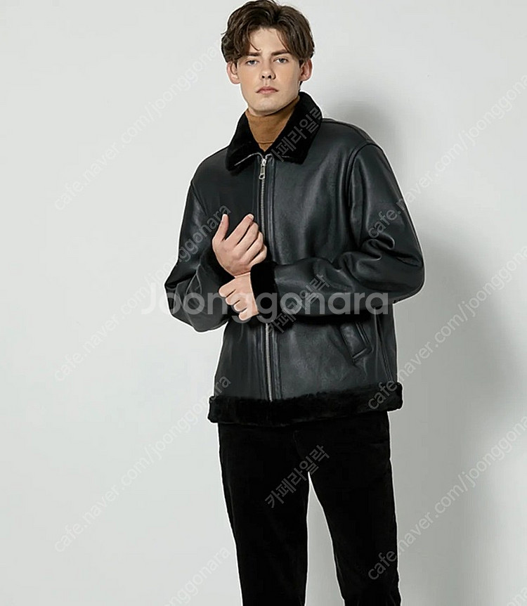 산드로옴므 무스탕 특S급팝니다--7