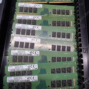 삼성 16g ddr4 pc4 2666v 서버용 램 8개 팝니다.