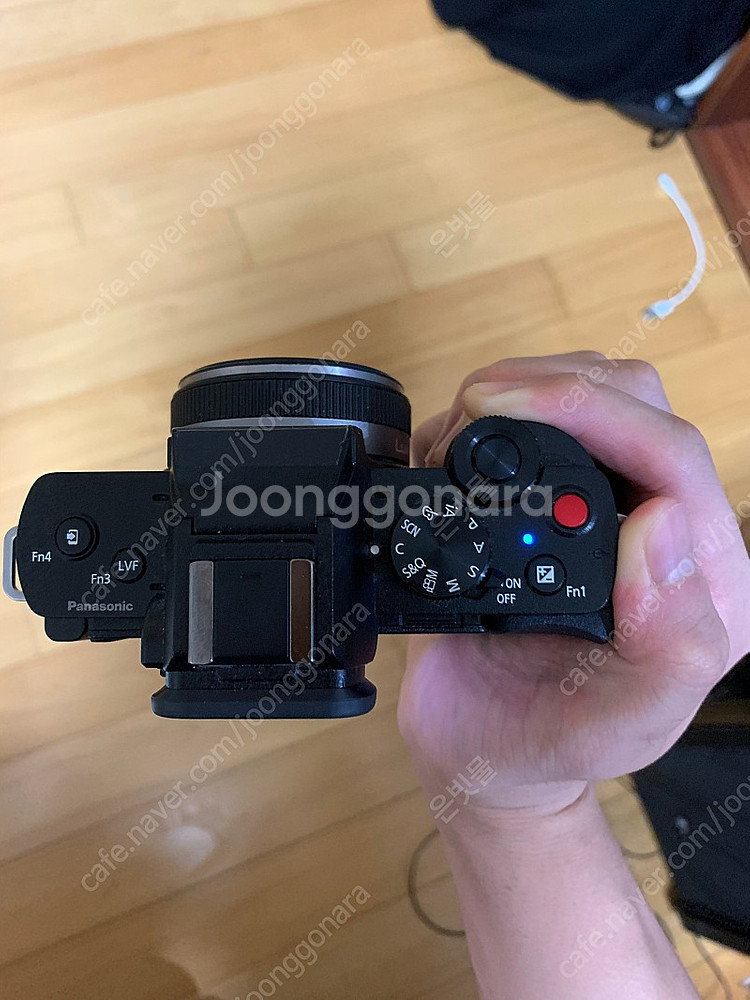 파라소닉 DC-G100 팝니다 (단렌즈 포함 / 밧데리...--3