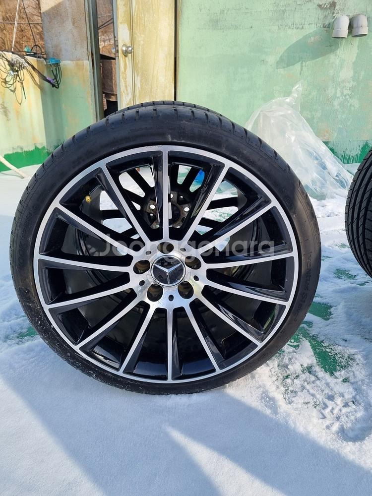 벤츠amg 19인치 휠 타이어 팝니다.--1