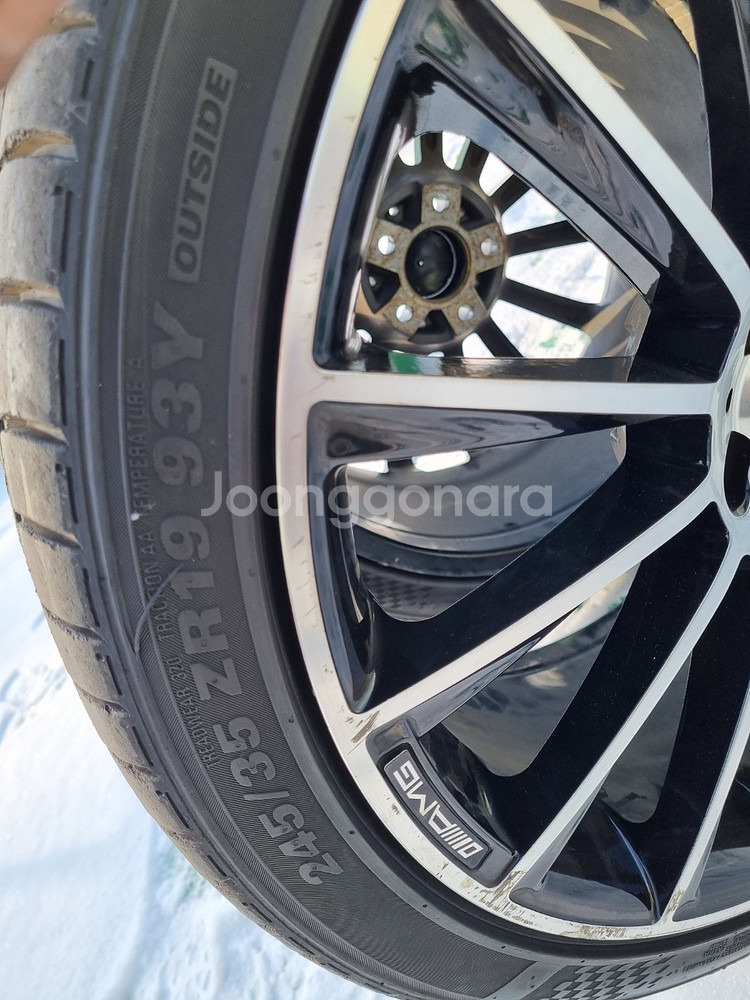 벤츠amg 19인치 휠 타이어 팝니다.--5