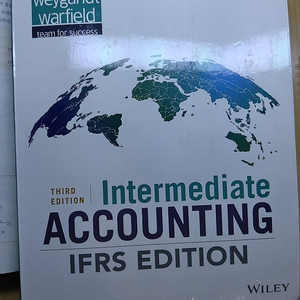 Intermediate Accounting(IFRS Edition) 중급회계 책 팝니다.