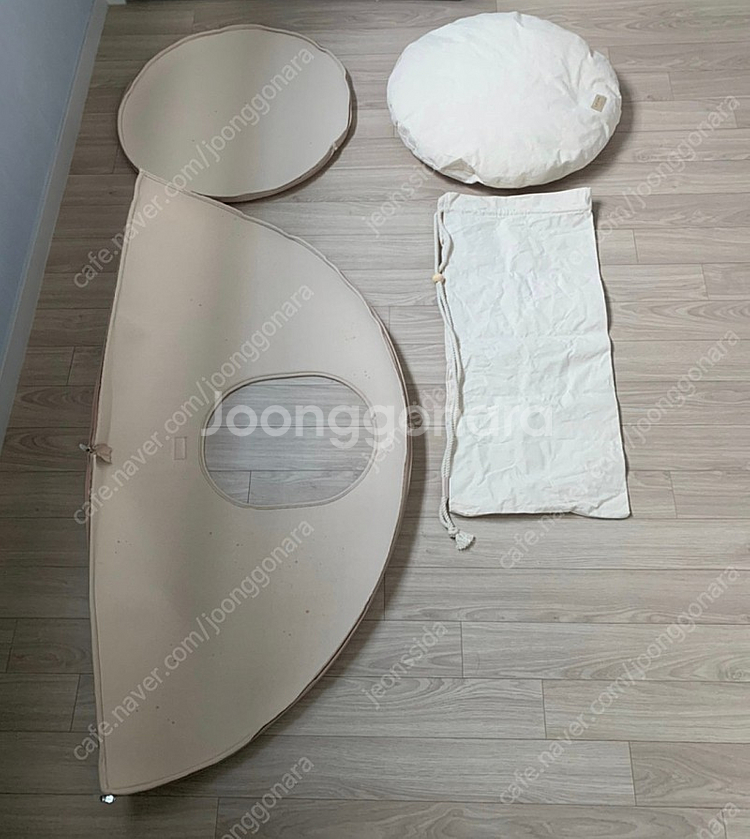 코코라슈 펫 텐트 판매합니다.--2