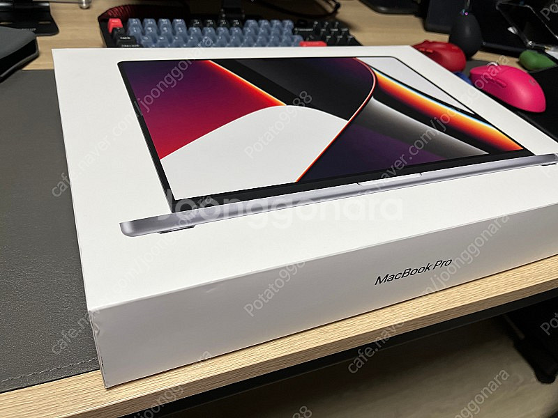 맥북프로 16인치 M1Max 고급형 (32GB, SSD...--8