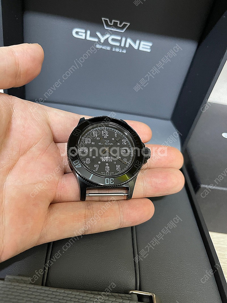글라이신 컴뱃섭 42mm 최고의 가성비 좋은 다이버시계...--1
