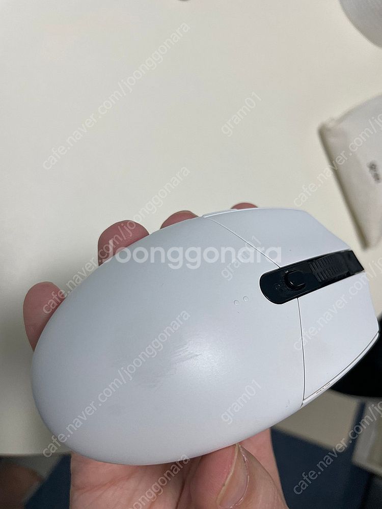 로지텍 g304 무선 마우스(화이트)--1