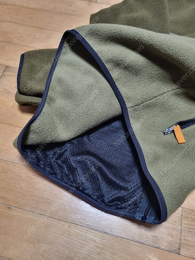 파타고니아 신칠라 후드집업 카키 M사이즈--4