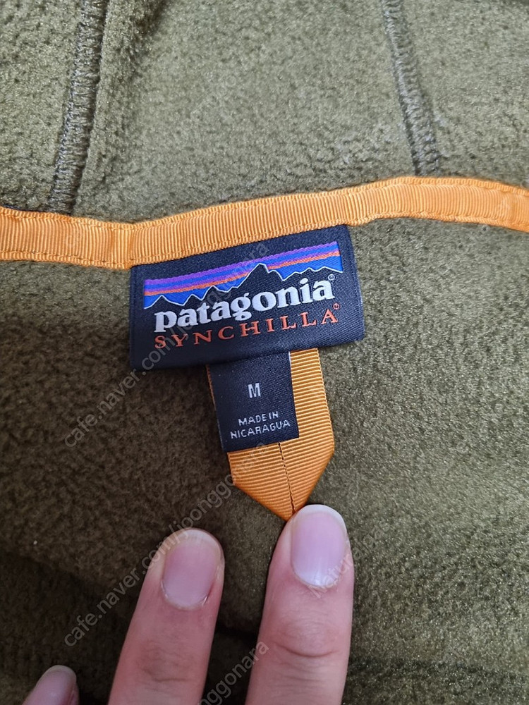 파타고니아 신칠라 후드집업 카키 M사이즈--6