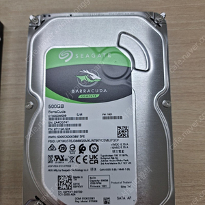 3.5인치 500GB SATA 타입 HDD 팝니다.