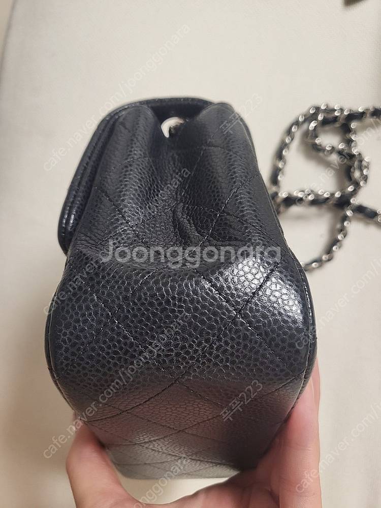 샤넬 쁘띠삭 캐비어 블랙--3
