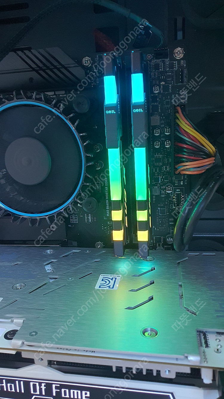 게일 ddr4-3600 cl18 16기가(8gb x 2) 팝니다.--3