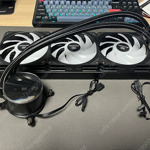 Socoool RANNI XY 360 ARGB Black 3열 수냉쿨러