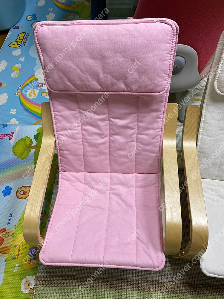 이케아 어린이 암체어 포엥 팝니다.(2개 일괄 판매)--1