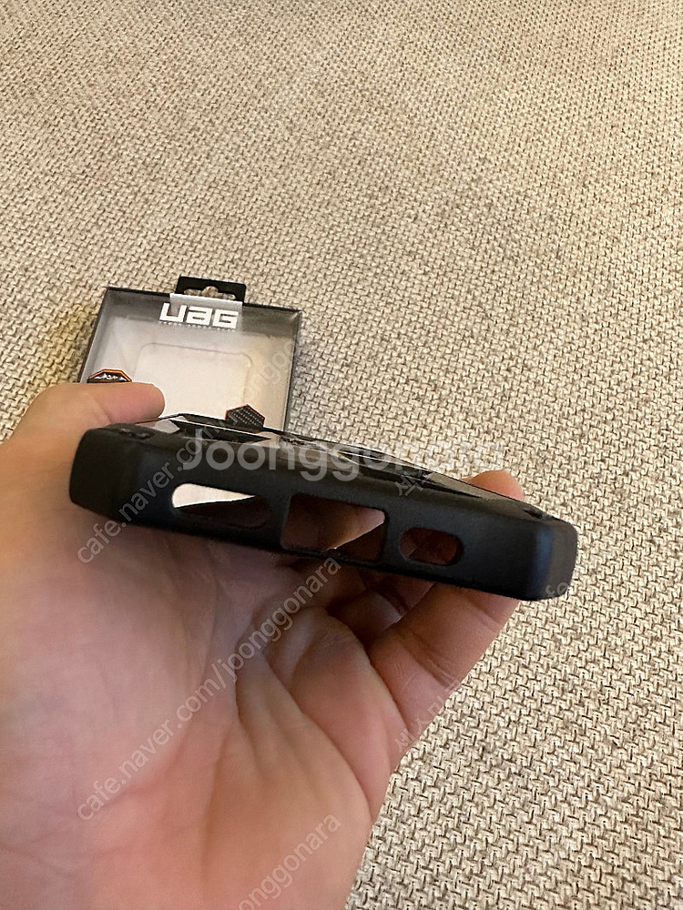 uag 아이폰12프로 모나크 팝니다(택포)--2