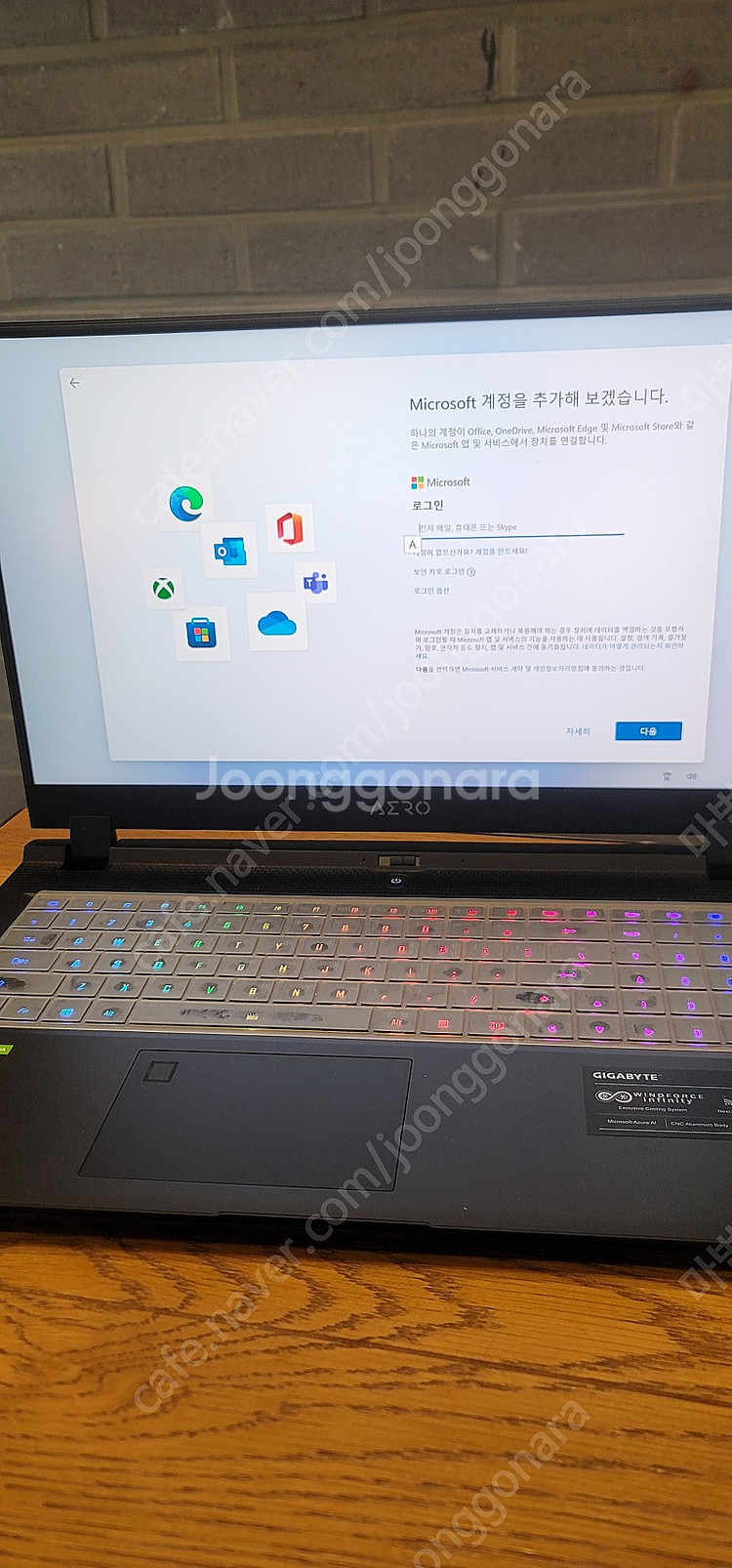 기가바이트 Aero 17 HDR XC 노트북 17인치 ...--3