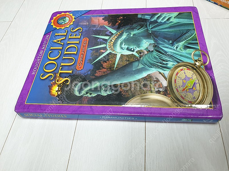 Social Studies 소셜스터디즈 2000원--0