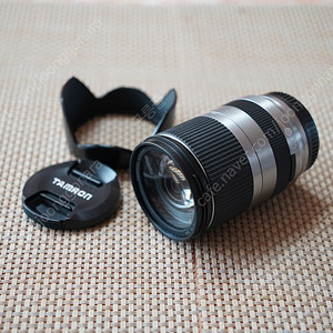 캐논 EF-M 미러리스용 탐론 18-200mm F3.5-6.3 Di III VC B011 렌즈팝니다.