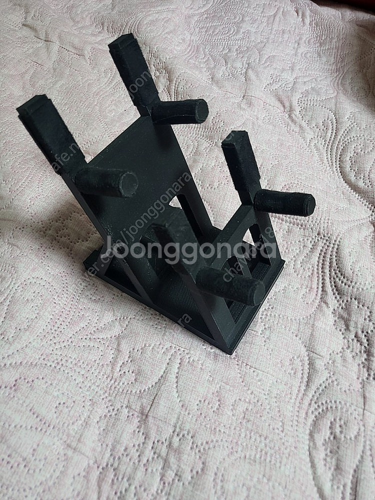 에어소프트 핸드건 거치대 판매합니다.--0