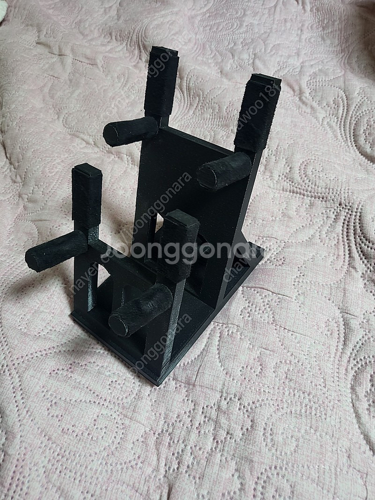 에어소프트 핸드건 거치대 판매합니다.--1