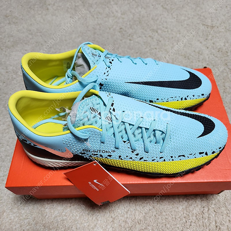 [가격인하] 나이키 팬텀GT2 루센트팩 TF 275mm--4