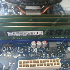 DDR3 -12800 8GB 램 4개 팝니다.