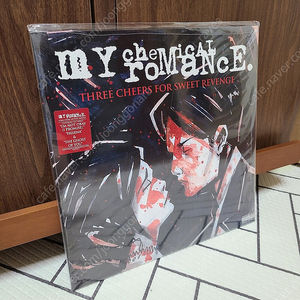 My Chemical Romance - Three Cheers For Sweet Revenge LP 판매합니다