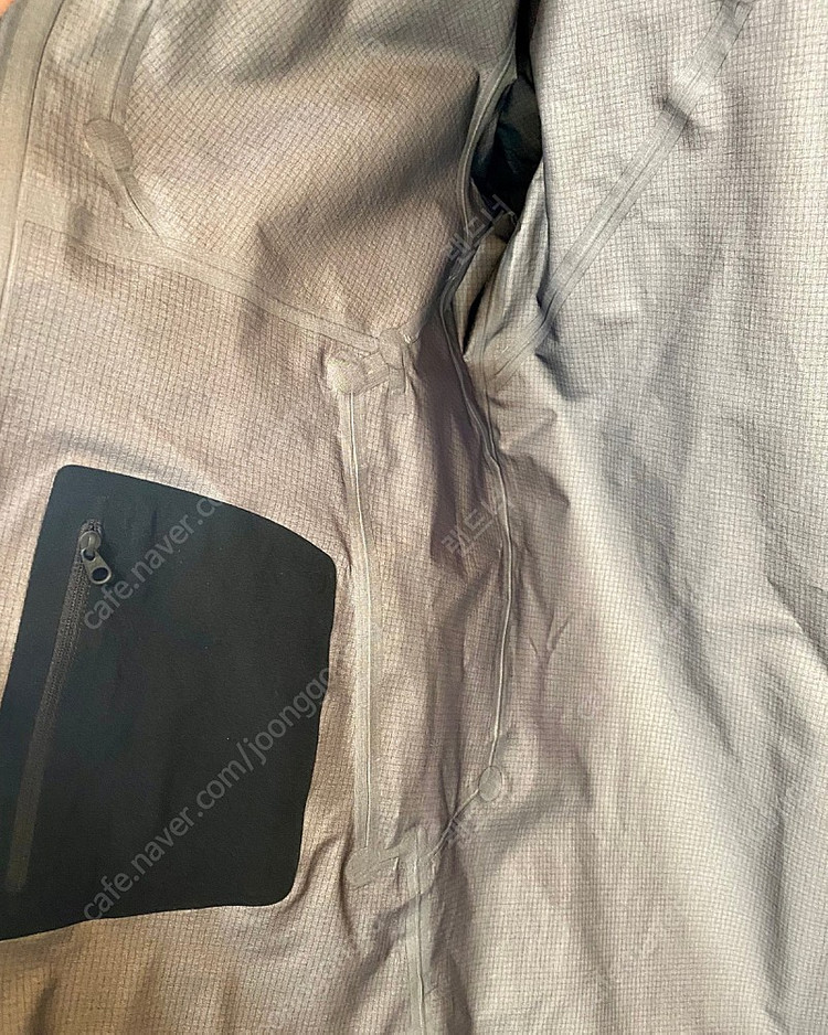 아크테릭스 베일런스, 모니터 코트 블랙 M--9