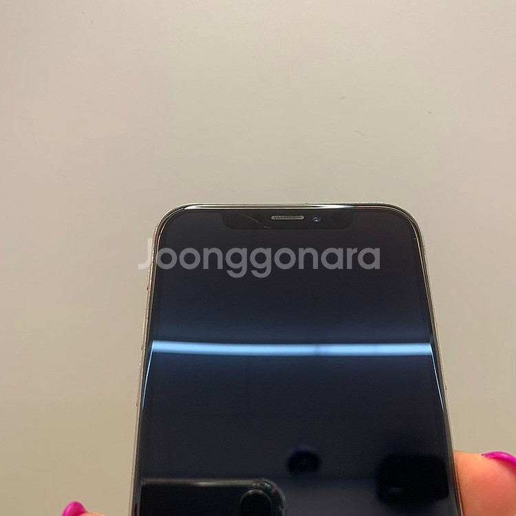 99868 아이폰XS 실버 64GB 판매합니다--3
