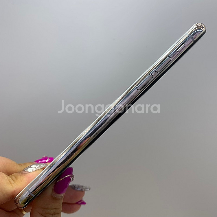99868 아이폰XS 실버 64GB 판매합니다--5