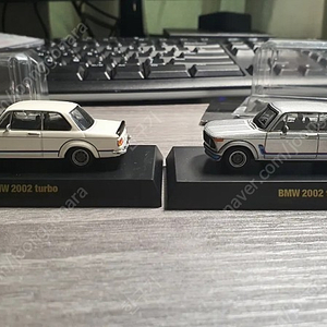 Kyosho 1/64 BMW 2002 Turbo