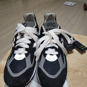 990v2 블랙 250사이즈