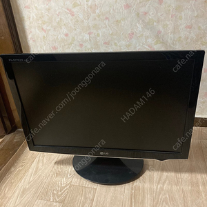 LG W2286L 모니터 팝니다.