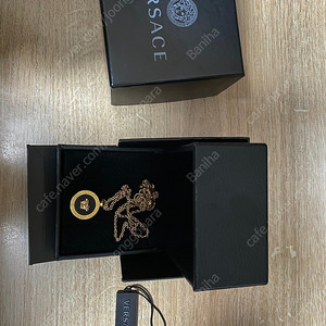 베르사체 목걸이