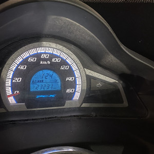 부산 pcx125 18년식 팝니다