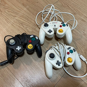 게임큐브 컨트롤러 3개 (일괄)