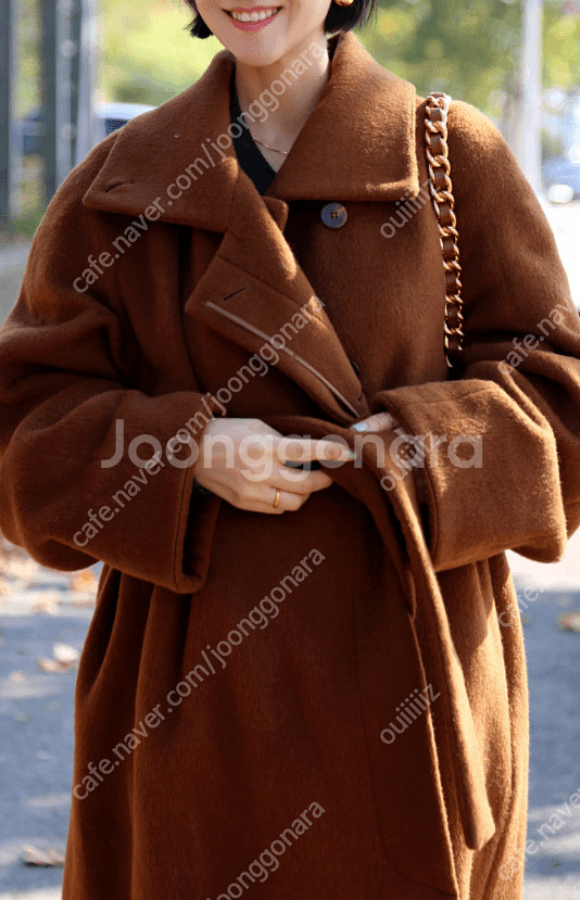 [쏭스튜디오] 하이넥 알파카 코트 (브라운색상) 새상품 가격내림--1