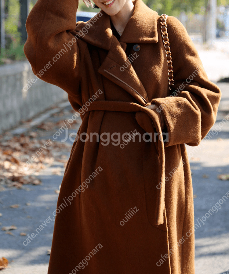 [쏭스튜디오] 하이넥 알파카 코트 (브라운색상) 새상품 가격내림--3