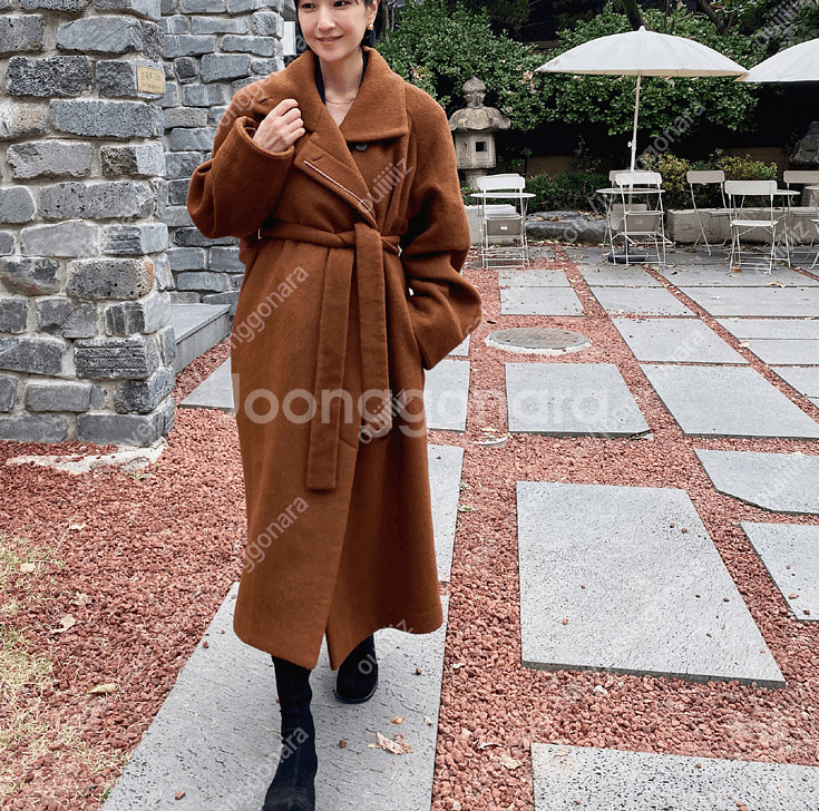 [쏭스튜디오] 하이넥 알파카 코트 (브라운색상) 새상품 가격내림--5