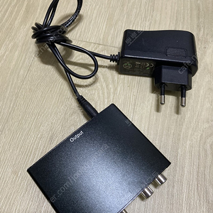 vga to hdmi 컨버터 팝니다.