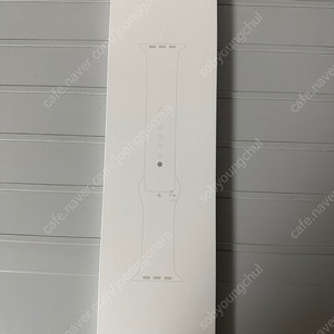 애플워치 40/41미리 화이트 스트랩 스포츠밴드 정품, 미개봉 3.5만원에 팝니다.