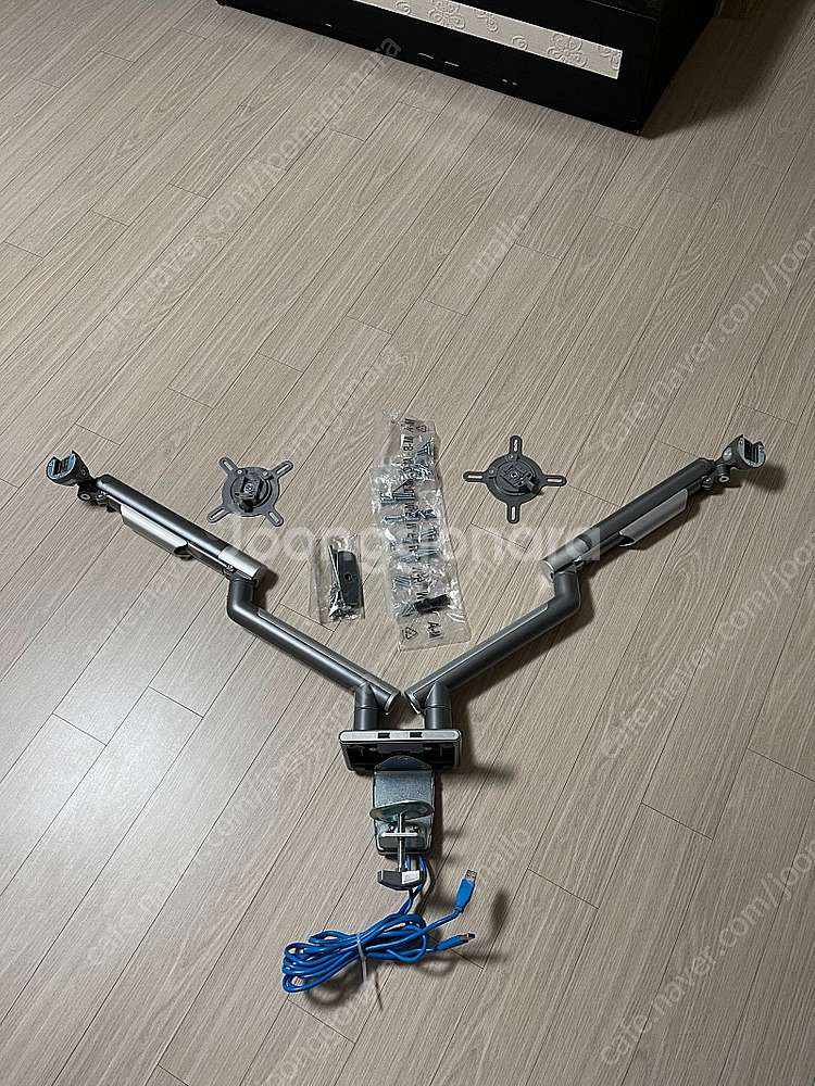 듀얼 모니터암--2